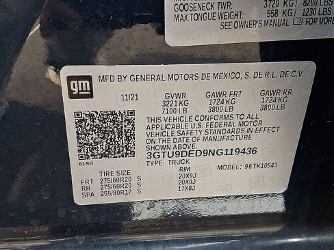 Used 2022 GMC Sierra 1500 SLT w/ SLT Premium Package AWD/4WD image 27