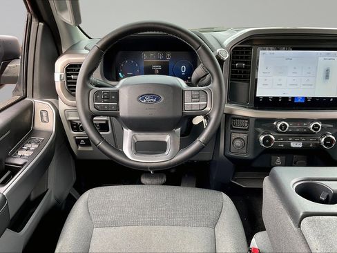 Used 2025 Ford F150 XLT w/ Equipment Group 301A Standard image 5