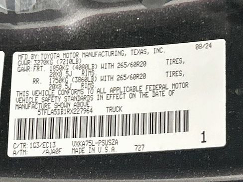 Used 2024 Toyota Tundra SR5 w/ SR5 Premium Package AWD/4WD image 29