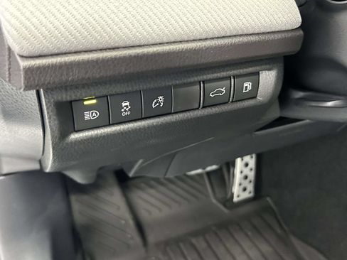 Used 2026 Toyota Camry SE w/ Convenience Package FWD image 17