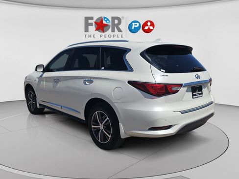 Used 2017 INFINITI QX60 FWD w/ Premium Plus Package image 3