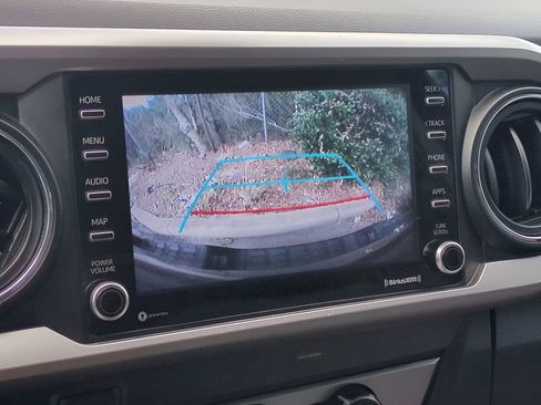 Used 2020 Toyota Tacoma SR5 image 20