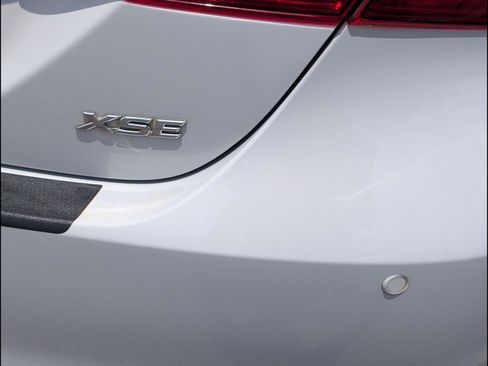Used 2022 Toyota Camry XSE w/ Navigation Package FWD image 17