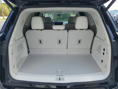 New 2026 Buick Enclave Avenir w/ Super Cruise Package image 31