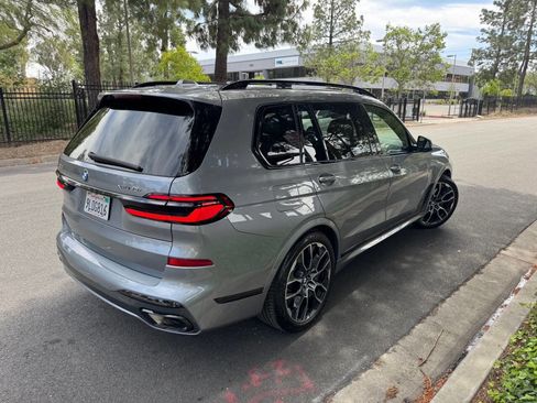 Used 2024 BMW X7 xDrive40i w/ M Sport Package image 4