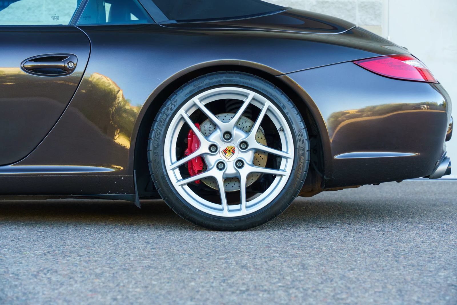 Used 2010 Porsche 911 Carrera S RWD image 38