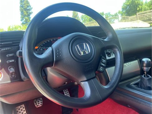 Used 2006 Honda S2000 image 20