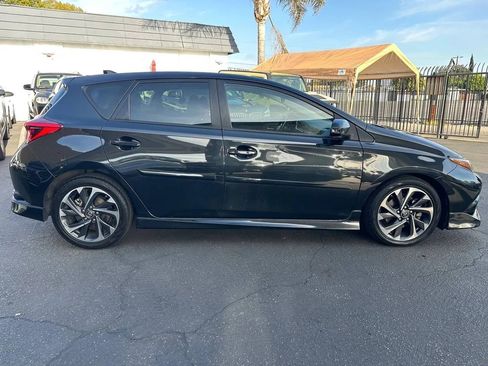 Used 2017 Toyota Corolla iM w/ Carpet Mat Package FWD image 13