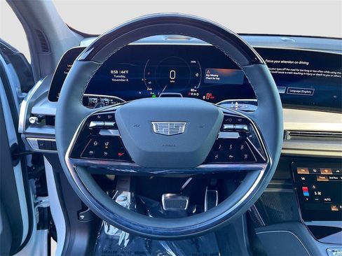 New 2026 Cadillac Vistiq Luxury image 10