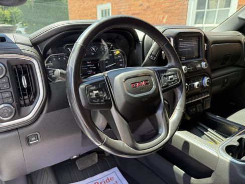Used 2019 GMC Sierra 1500 AT4 w/ AT4 Preferred Package AWD/4WD image 11