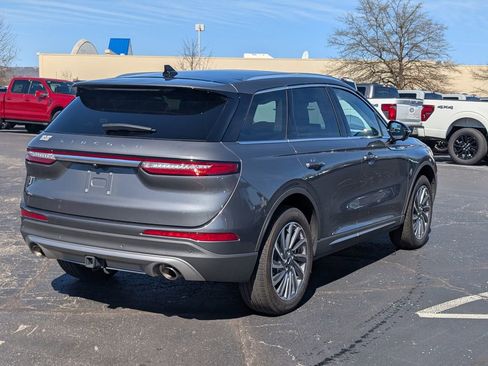 Used 2023 Lincoln Corsair Reserve w/ Equipment Group 201A image 3