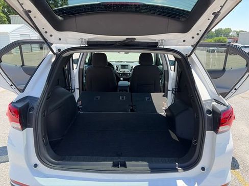 Used 2023 Chevrolet Equinox LS w/ Driver Confidence II Package AWD/4WD image 30