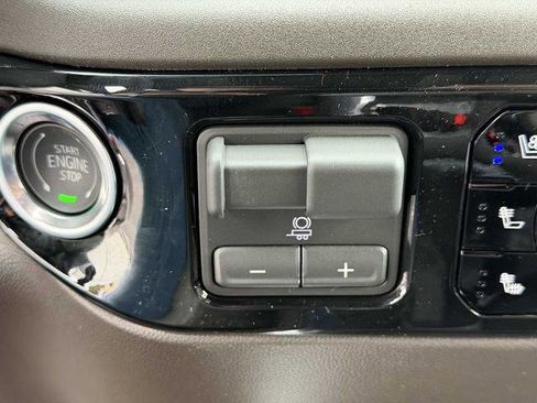 New 2026 GMC Sierra 1500 SLT w/ SLT Premium Plus Package image 7