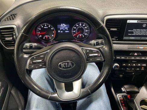 Used 2020 Kia Sportage EX image 25