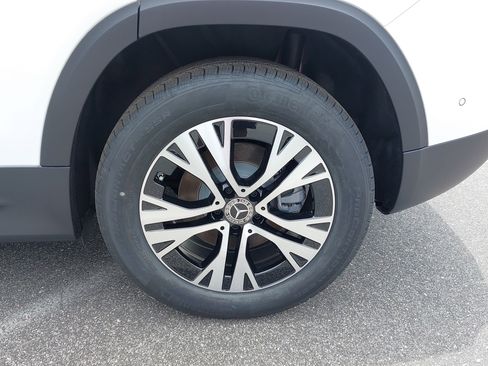 Certified 2025 Mercedes-Benz GLB 250 GLB 250 image 33