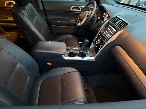 Used 2015 Ford Explorer Sport w/ Equipment Group 401A AWD/4WD image 15
