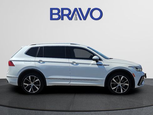 Used 2022 Volkswagen Tiguan SEL R-Line AWD/4WD image 5