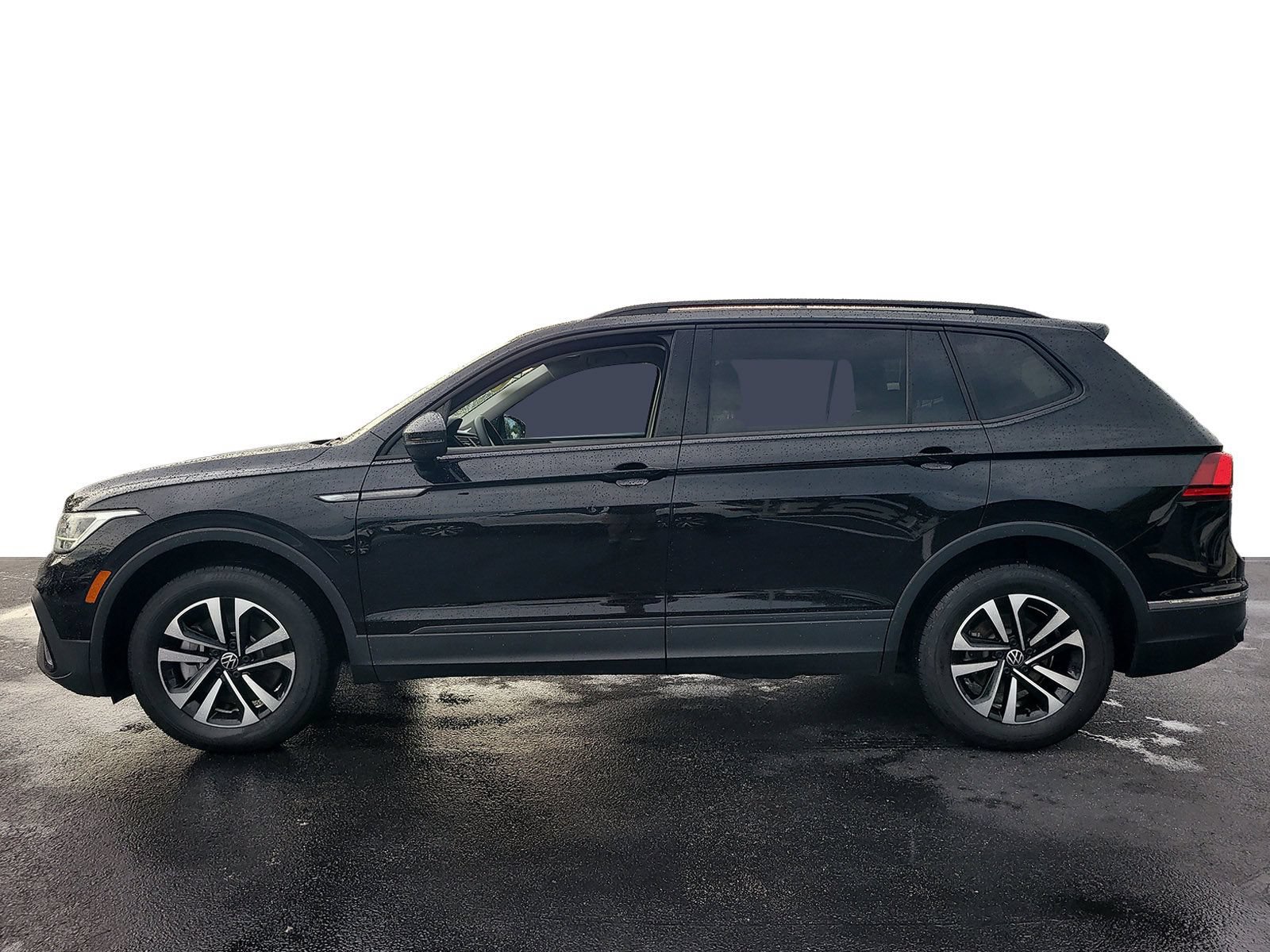 Used 2023 Volkswagen Tiguan S FWD image 5