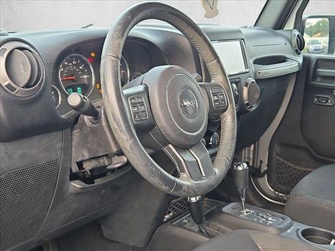Used 2016 Jeep Wrangler Unlimited Sport w/ Quick Order Package 24S AWD/4WD image 9