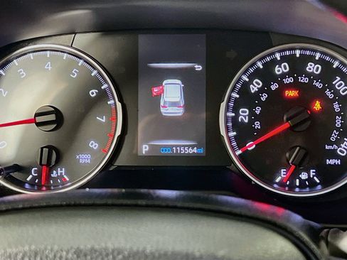 Used 2021 Toyota RAV4 LE FWD image 22