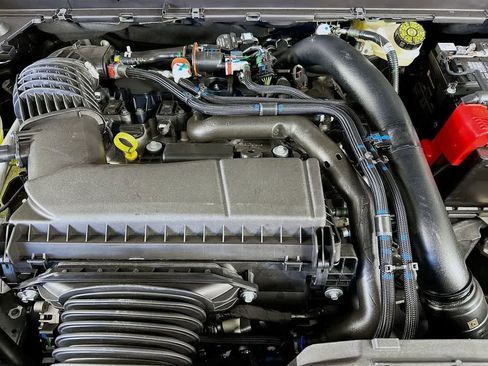 New 2026 Ford Maverick Lobo AWD/4WD image 9