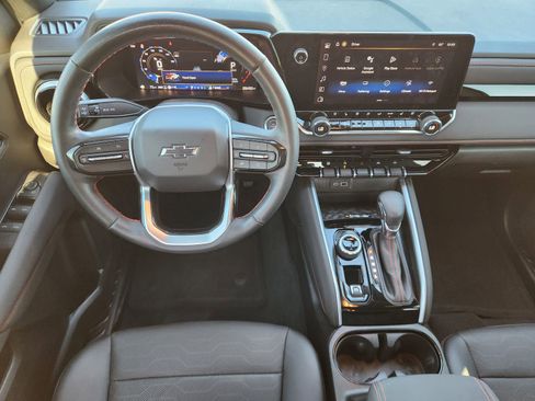 Used 2024 Chevrolet Colorado Z71 w/ Z71 Convenience Package 2 image 25