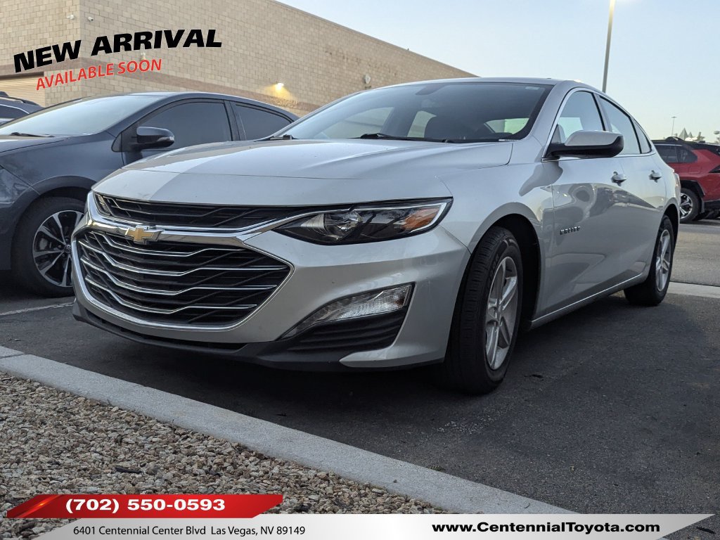 Used 2022 Chevrolet Malibu LT FWD image 1