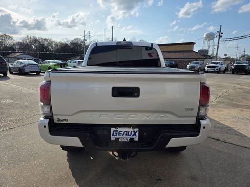 Used 2021 Toyota Tacoma TRD Sport w/ Advanced Technology Package image 5