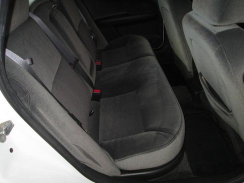Used 2012 Chevrolet Impala LT w/ LT Sunroof Package FWD image 24