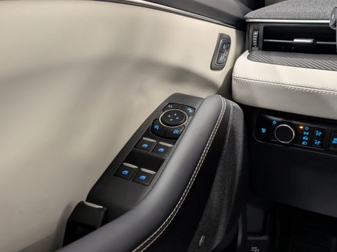 New 2025 Ford Mustang Mach-E Premium image 22