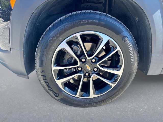 Used 2024 Chevrolet TrailBlazer LT AWD/4WD image 10