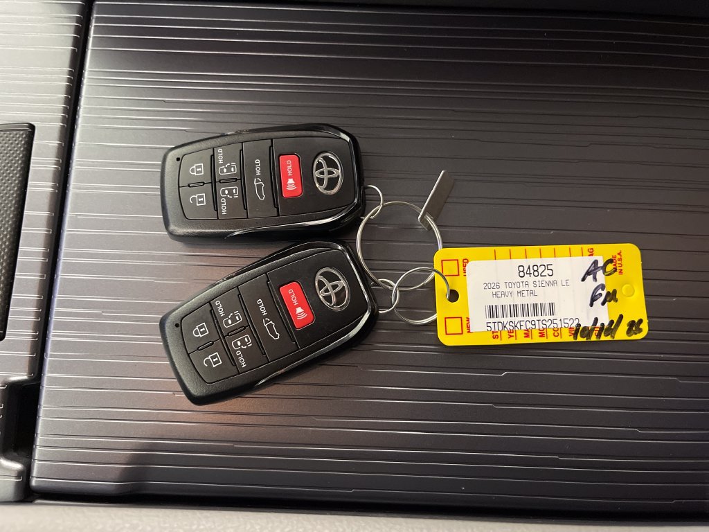 Certified 2026 Toyota Sienna LE AWD/4WD image 24