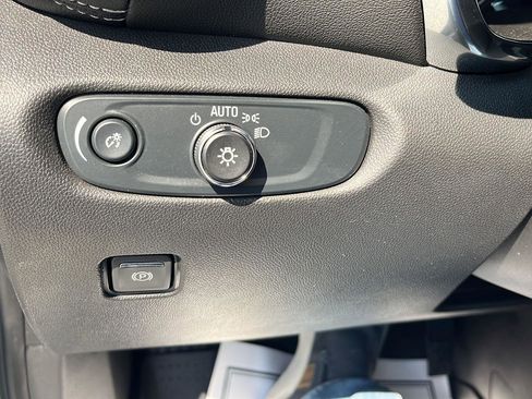 Used 2024 Chevrolet Blazer LT w/ Convenience Package image 13