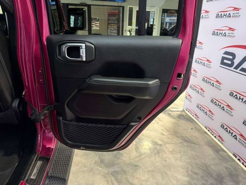 Used 2021 Jeep Wrangler Unlimited Sahara w/ Cold Weather Group AWD/4WD image 42