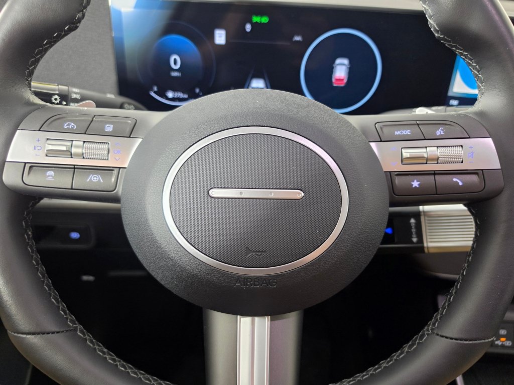 Used 2026 Hyundai Kona Limited AWD/4WD image 16