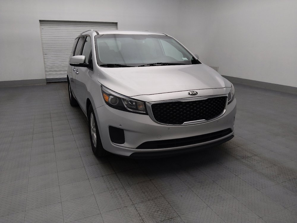 Used 2017 Kia Sedona LX w/ LX Essentials Premium Package FWD image 14