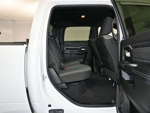 Used 2024 RAM 2500 Big Horn image 25