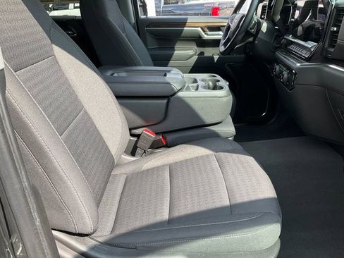 Used 2023 Chevrolet Silverado 1500 LT image 18