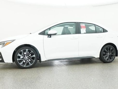 New 2026 Toyota Corolla SE image 18