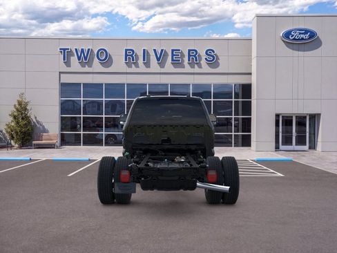 New 2026 Ford F350 XLT w/ XLT Value Package AWD/4WD image 5