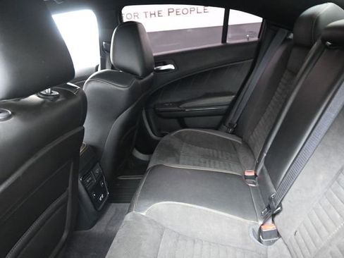 Used 2017 Dodge Charger R/T image 21