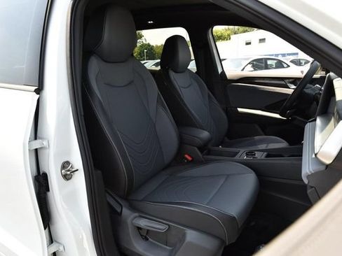 New 2026 Volkswagen Tiguan SE R-Line AWD/4WD image 20