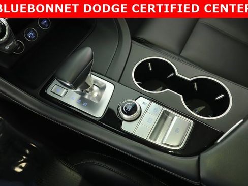 Used 2023 Genesis G70 2.0T image 16