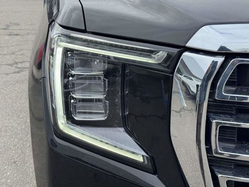 Used 2024 GMC Yukon SLT image 6