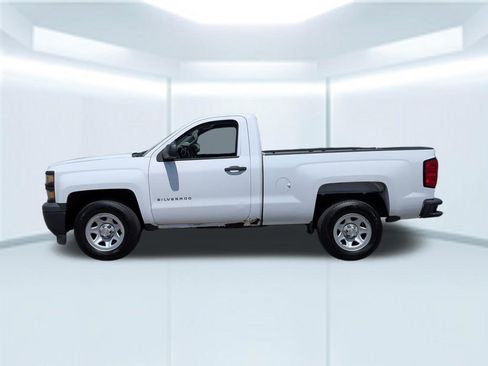 Used 2015 Chevrolet Silverado 1500 W/T RWD image 2