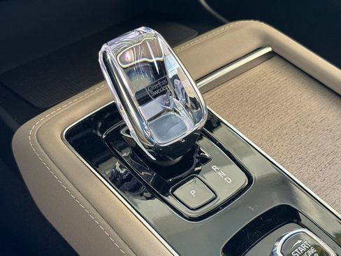 New 2026 Volvo XC90 B5 Plus image 22