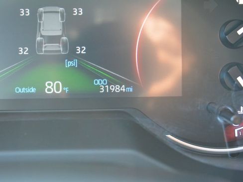 Used 2023 Toyota RAV4 LE AWD/4WD image 13
