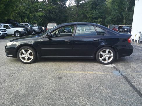 Used 2009 Subaru Legacy 2.5i Special Edition AWD/4WD image 8