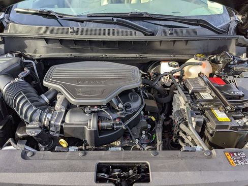 Certified 2024 Cadillac XT6 Premium Luxury w/ LPO, Floor Liner Package image 30