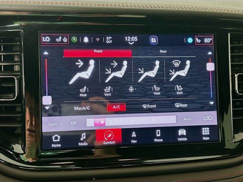 Certified 2025 Dodge Durango GT AWD/4WD image 26